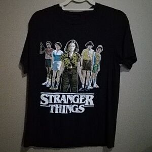 Graphic tshirt stranger things size medium